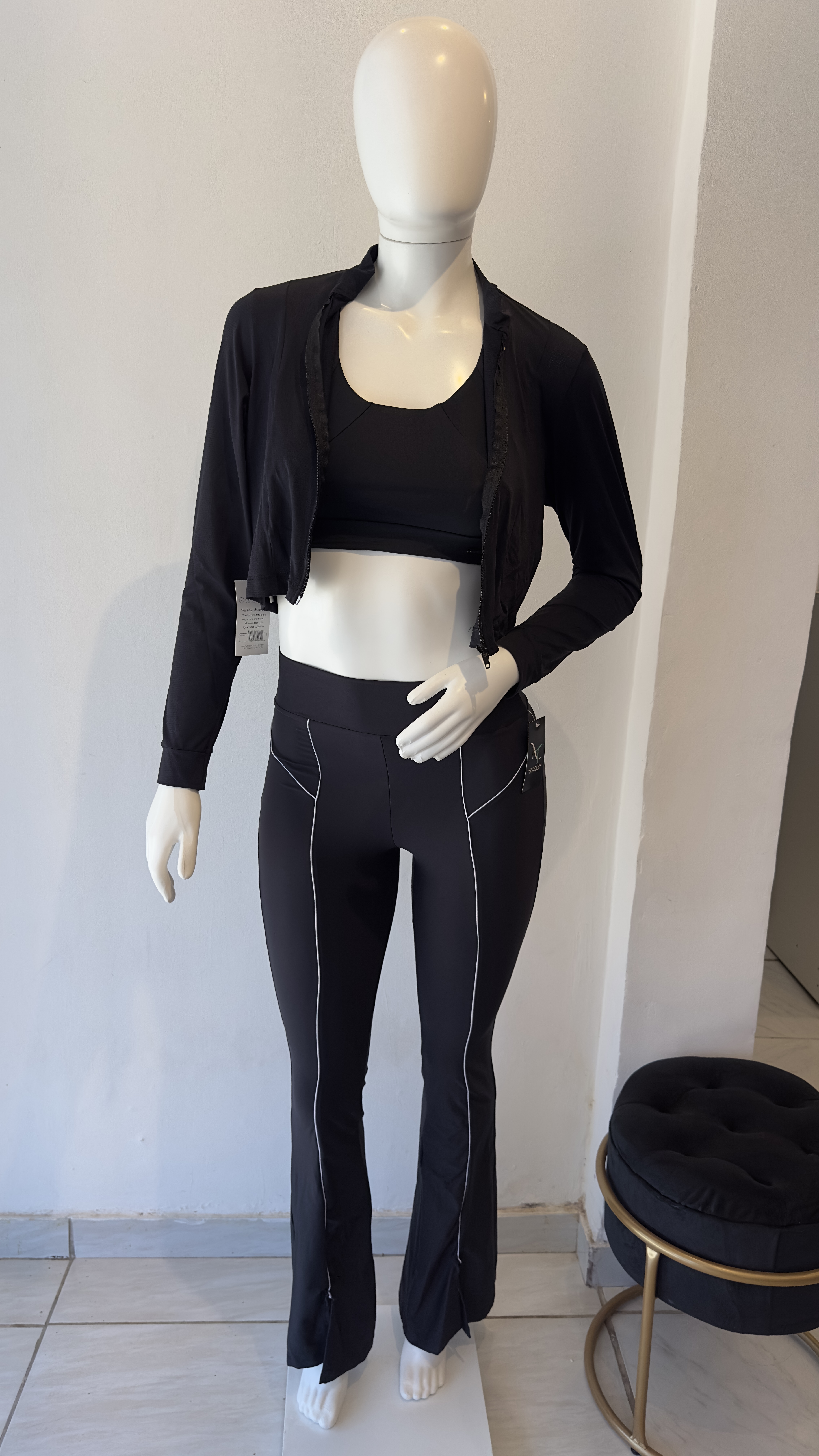 CALCA FLARE PRETA M VESTE 38/44